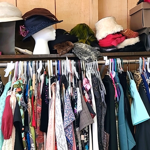 Live Auctions Notification Listing - Picture 1 of 1